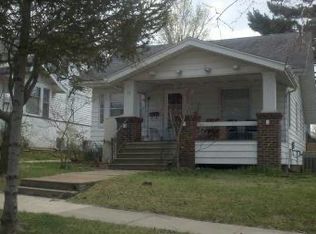 79 Fairview Pl, Decatur, IL 62522