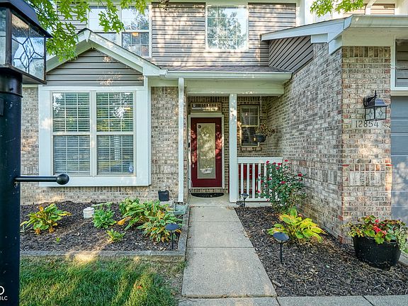 4th image of 12854 Sweet Briar Pkwy