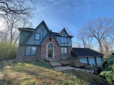 1917 Canterbury Ct, Leavenworth, KS, 66048