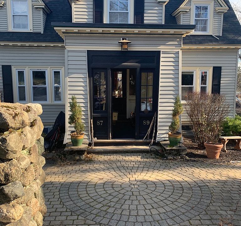 1st image of 87 Cliffe Ave APT 2