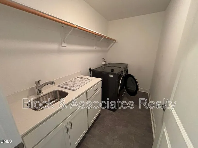 5710 Parker Pines Ct — Photo 53
