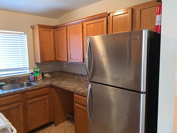 3rd image of 9501 91st Ave Floor 2