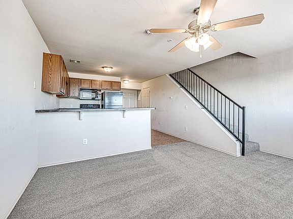 4th image of 1440 12th Ave SE #3313