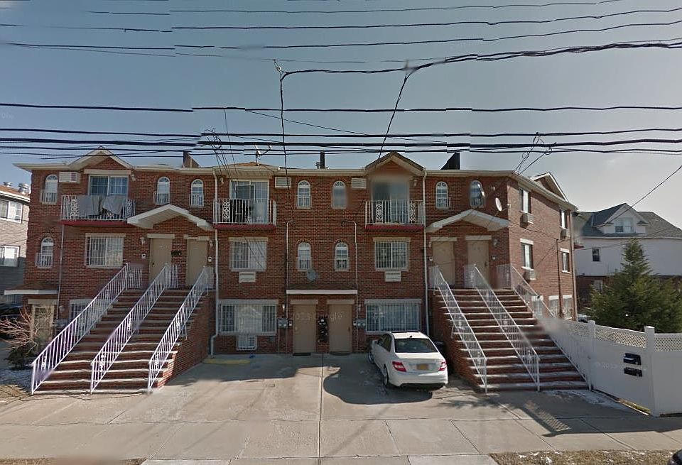 1st image of 1977 76th St