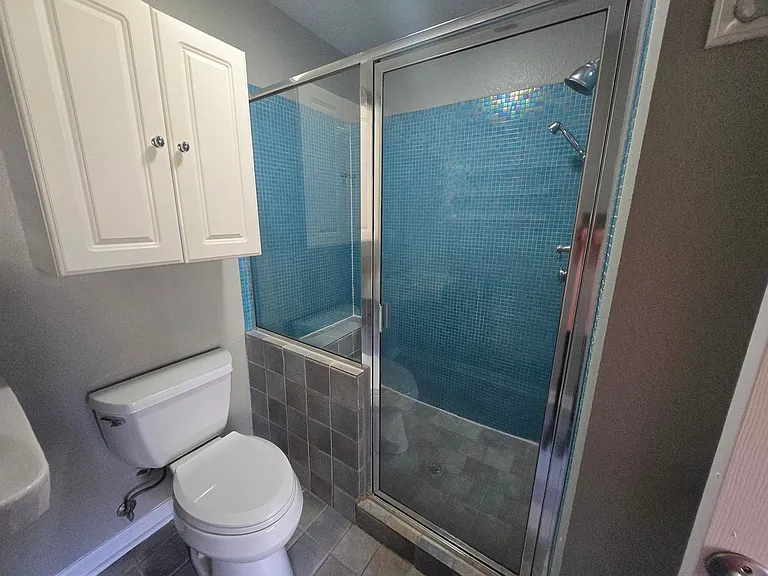1049 Summerplace Ln — Photo 44