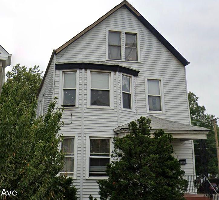 1st image of 3516 N Cicero Ave #G