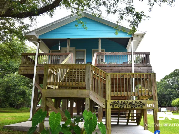 4171 Plash Rd, Gulf Shores, AL 36542