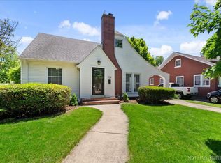 724 S 3rd St, Dekalb, IL 60115