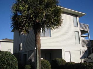 7 Sea Oats Ln, Wrightsville Beach, NC 28480