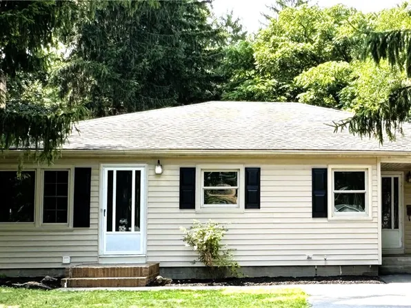 4727 Saint Paul Blvd, Rochester, NY 14617