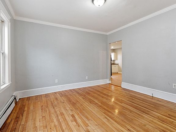 3rd image of 1038 Main St