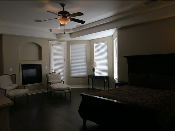 5th image of 1208 Calle Lago Dr