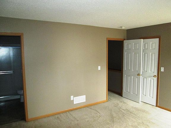 master 12x14 2 closets