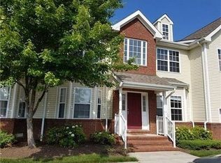 137 Forest Dr, Piscataway, NJ 08854