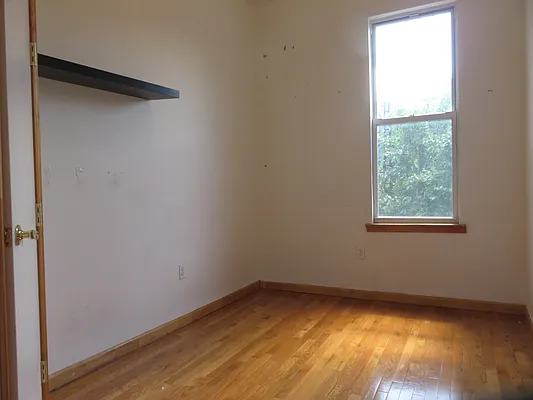 Rented by Rennit Inc. | media 72