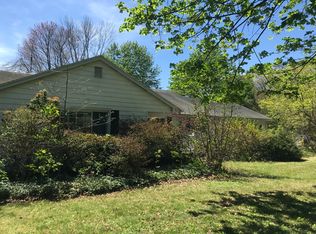 160 Sunset Dr, Glastonbury, CT 06033