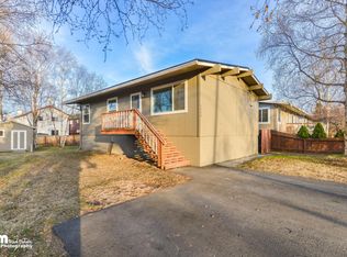 3409 Tanglewood Pl, Anchorage, AK 99517