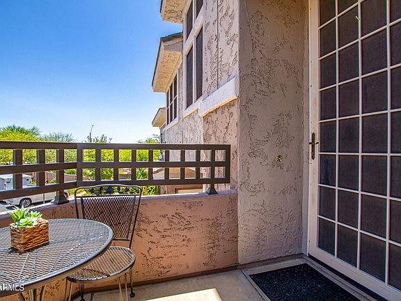2nd image of 15221 N CLUBGATE Drive #2147