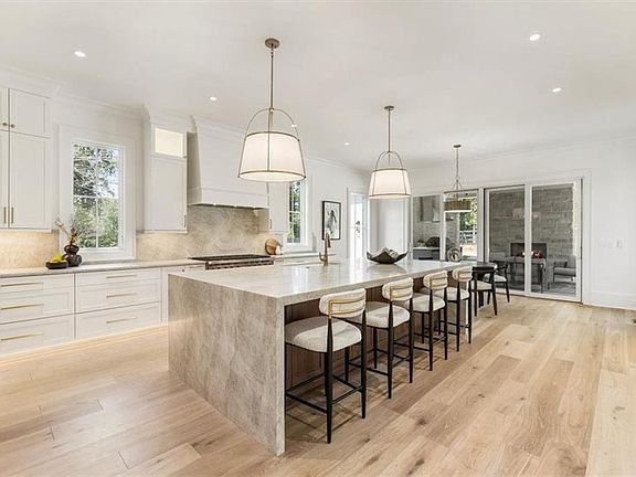 3rd image of 13265 Owens Way