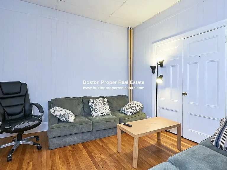 125 Saint Botolph St #1 — Photo 4