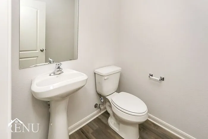 2016 Hialeah Dr — Photo 11