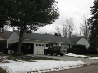 42 Fairmount St, Burlington, VT 05401