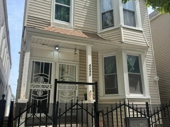 4545 S Hermitage Ave, Chicago, IL 60609