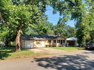 201 S Wofford St, Athens, TX 75751