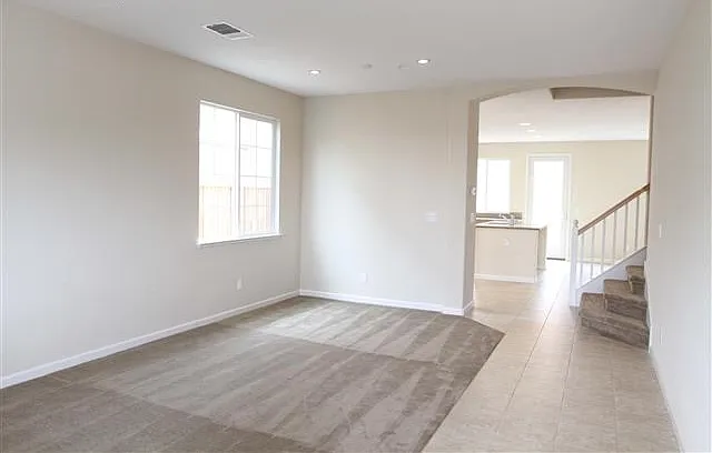 254 Altadena Cir — Photo 3