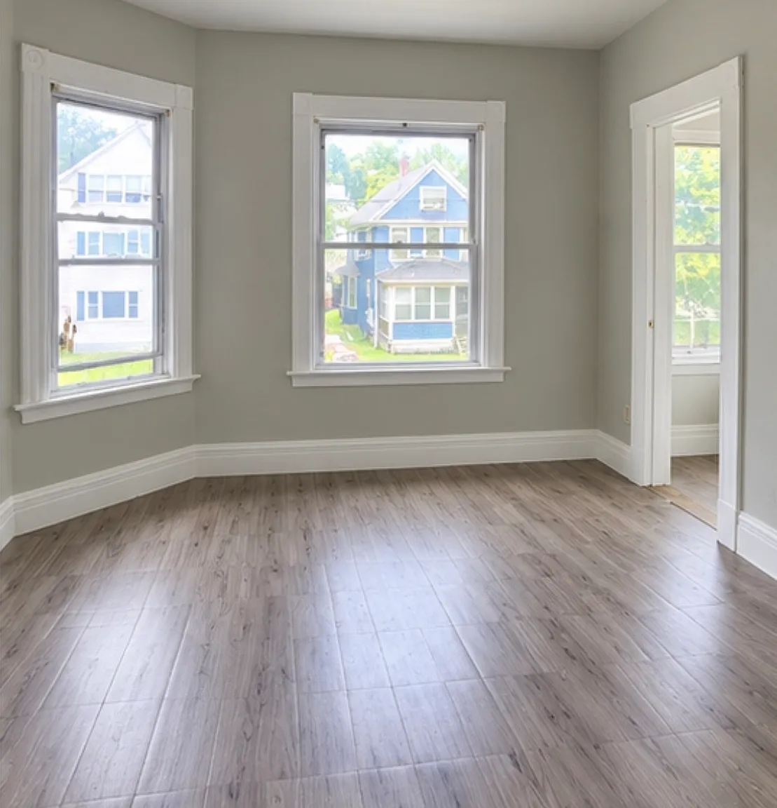 5 bed, 2.0 bath, 2484 sqft, $3,000 — Photo 3
