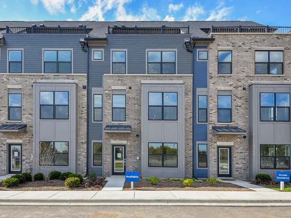 1710 Espacio Dr #3005, Naperville, IL 60563