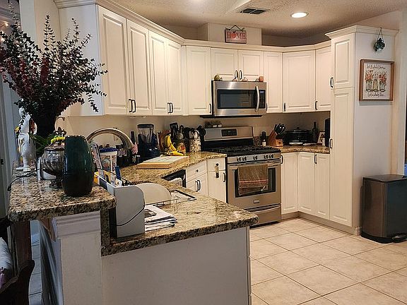 3rd image of 11740 SE 169th Avenue Rd