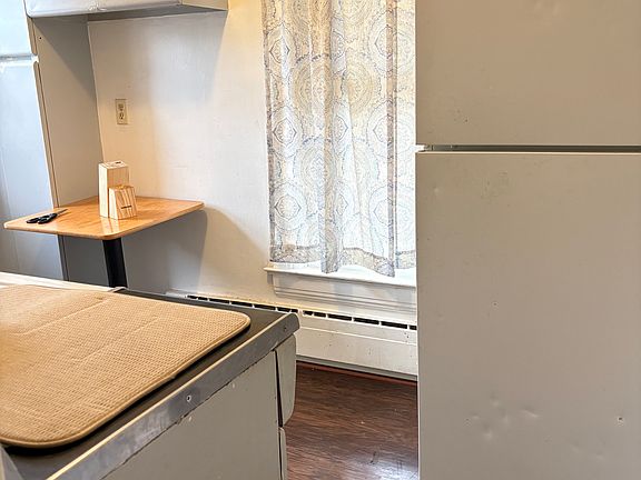 5th image of 531 S Oak Ave #5