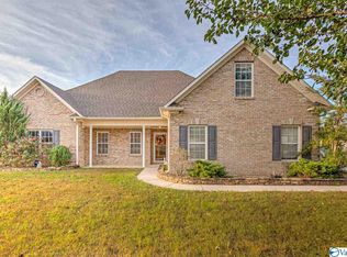 527 Wilson Mann Rd, Owens X Rds, AL 35763