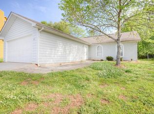 865 Ashwood Xing, Stone Mountain, GA 30088