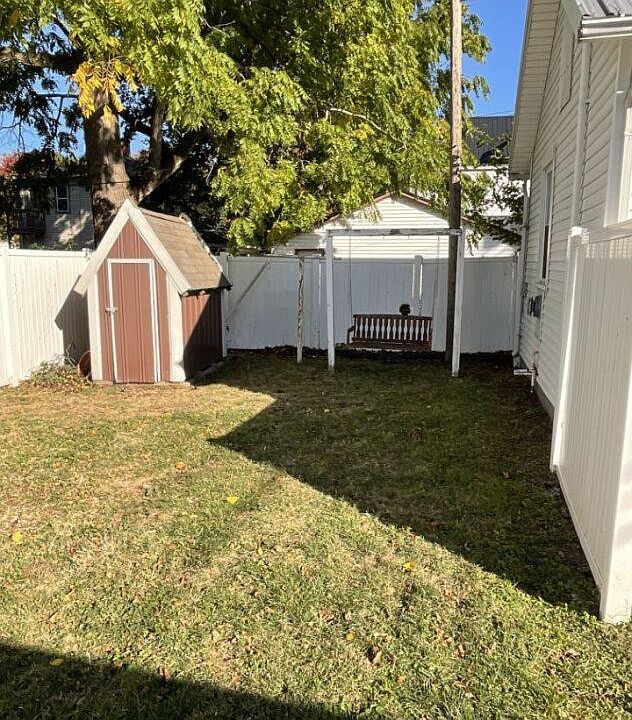 side yard
