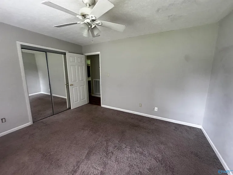 109 Carol Dr — Photo 10