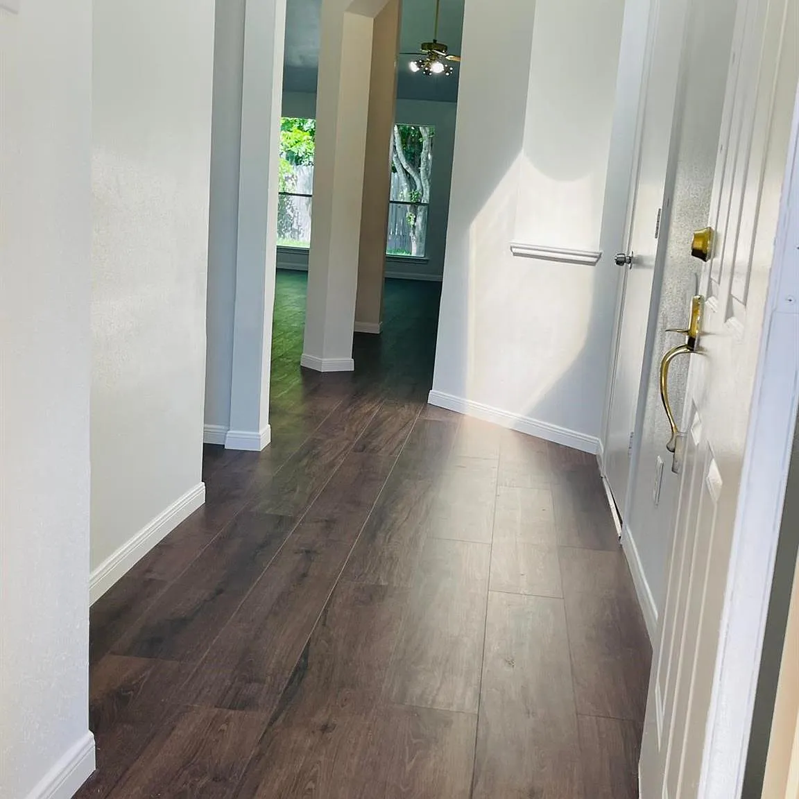 4 bed, 2.0 bath, 2018 sqft, $2,200 — Photo 3