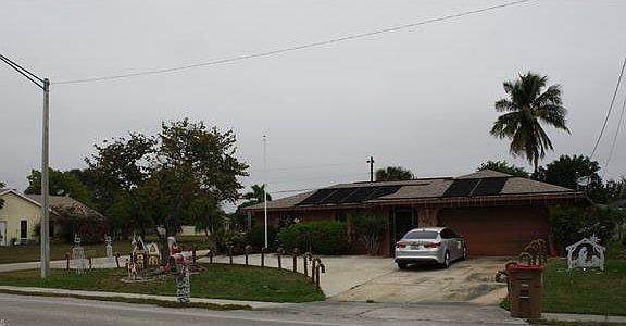 2nd image of 405 Nicholas Pkwy E
