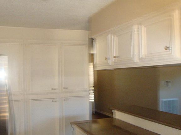 5th image of 2115 36th St