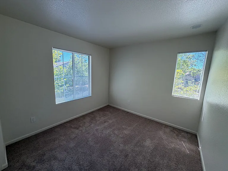 2821 Babson Dr — Photo 24