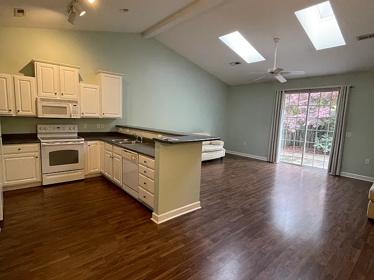 5126 Christian Dr — Photo 8