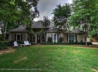 6955 Woodleaf Cv, Southaven, MS 38671