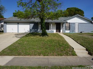 7211 Hickory Grove Dr, San Antonio, TX 78227
