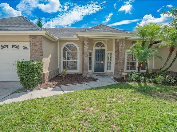 2nd image of 1668 Thornhill Cir