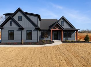 700 Andersonville Rd, Townville, SC 29689