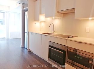 195 Redpath Ave #807, Toronto, ON M4P 0E4