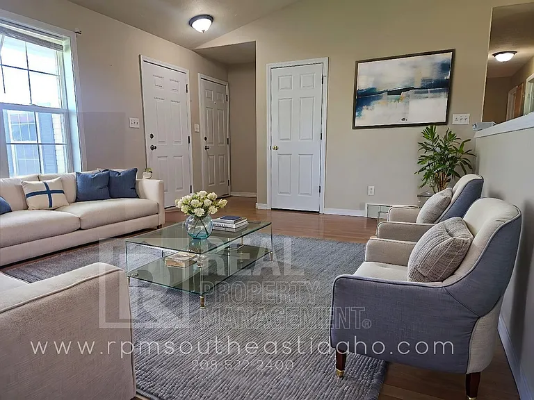 149 Leesburg Ln — Photo 7