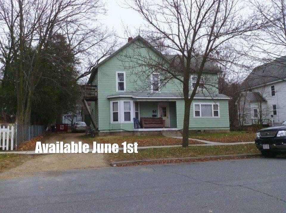 2nd image of 814 10th St #1/2
