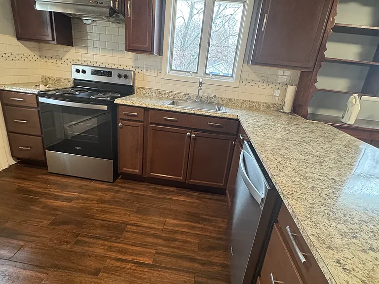 40 Wolcott Rd — Photo 4